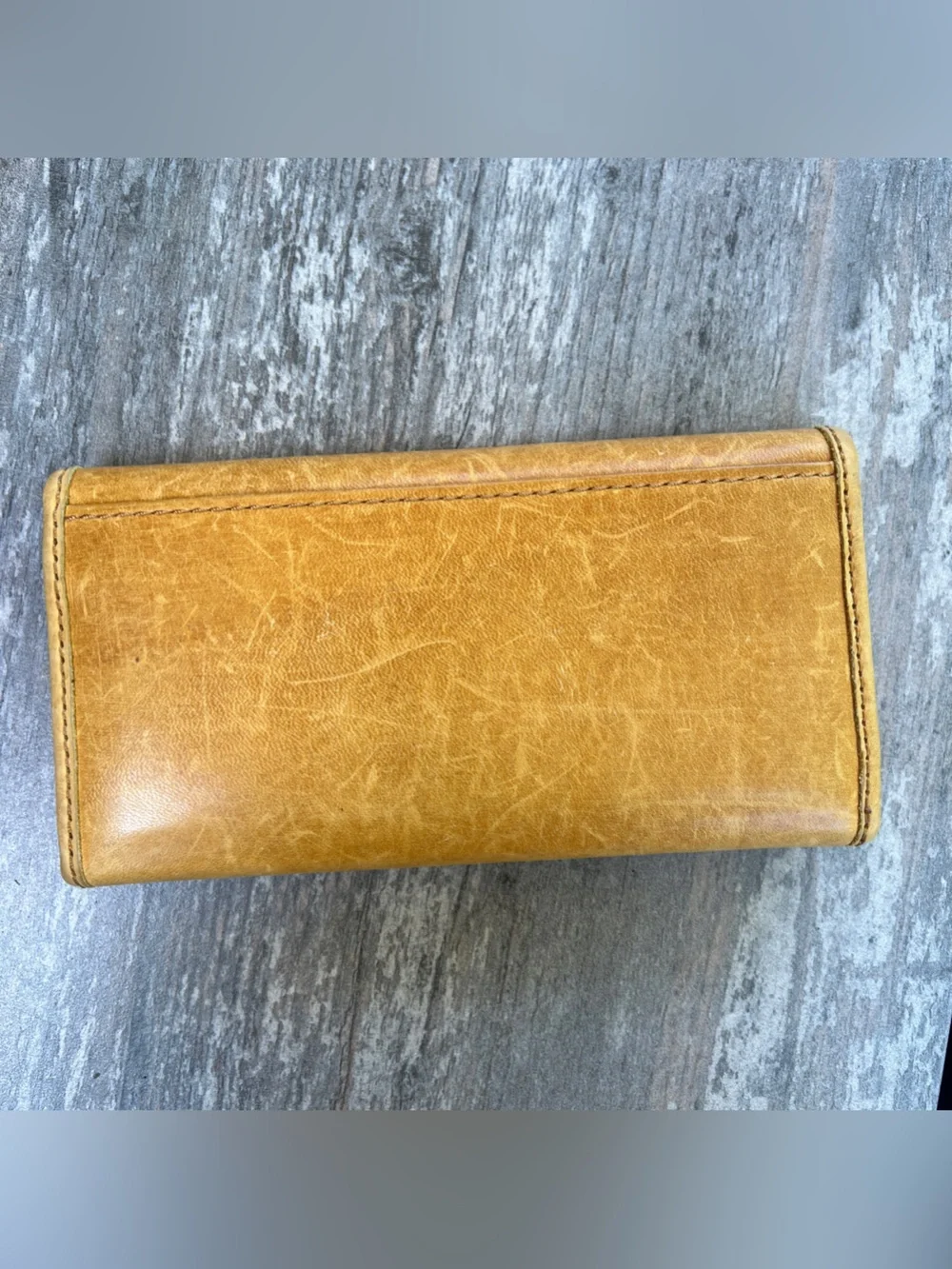 FRYE Banana Yellow campus wallet